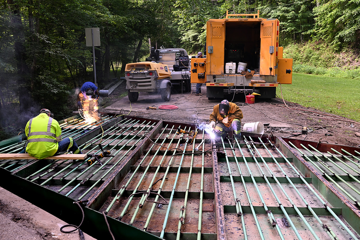 DEVISE WORKS／HARE BRIDGE Work nearing completion on Kanawha State Forest bridge replacement